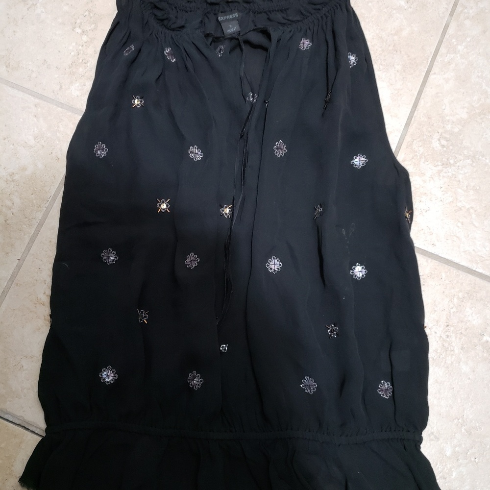 Express sleeveless top